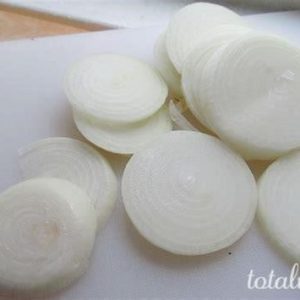 sliced-onion